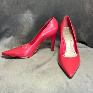 Size 7 Hibiscus Pink Pumps with Iridescent finish BCBGIRLS